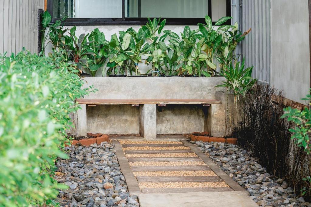 Qbix Hotel Khon Kaen Exterior foto